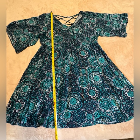 TORRID GEO PRINT LATTICE BACK DRESS - Picture 5 of 9